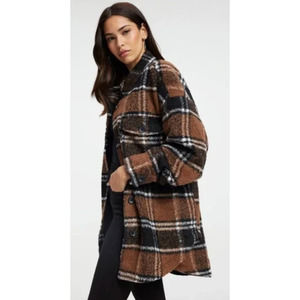 Good American Shacket Burnt Caramel Large Plaid